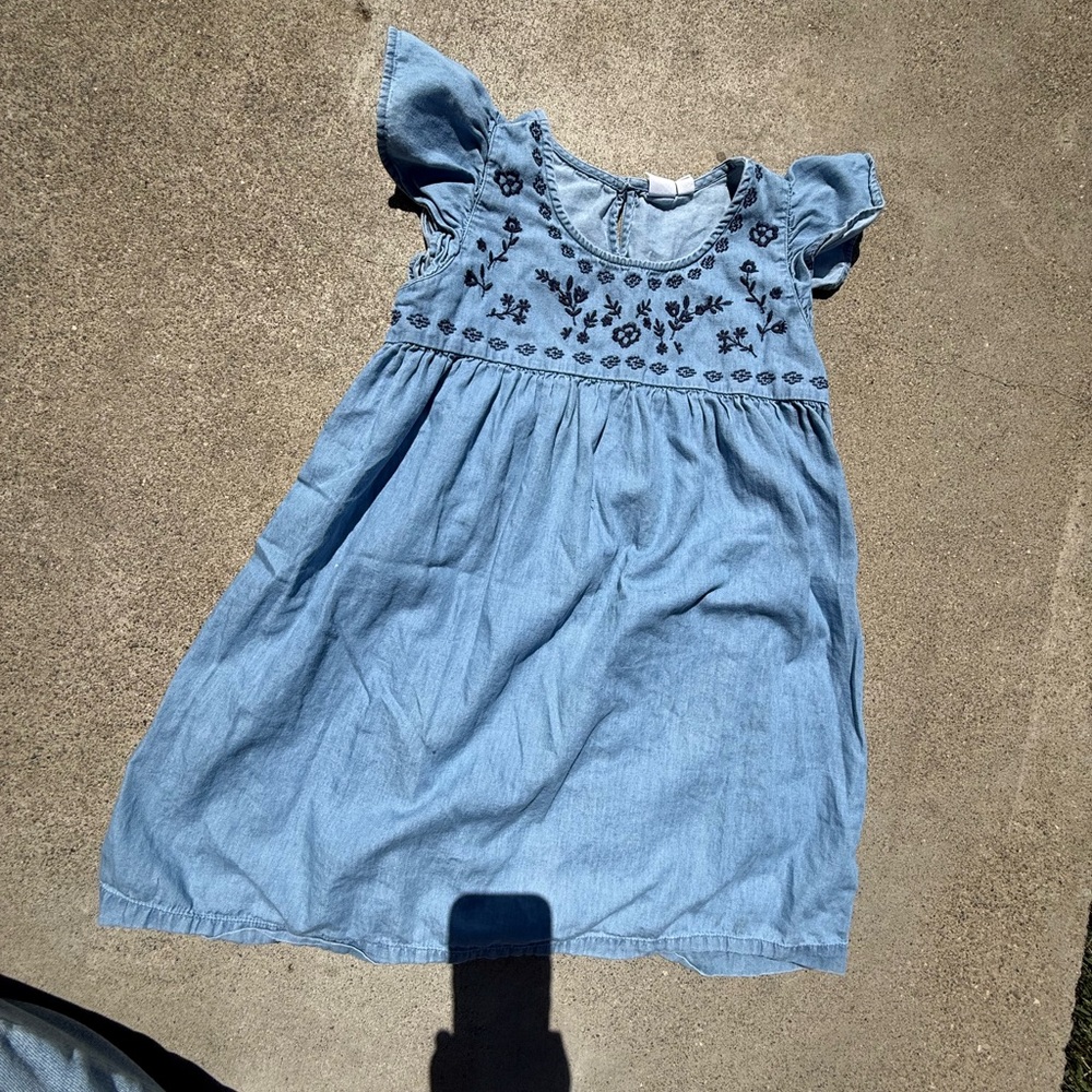 Gap Kids Chambray Embroidered Dress (Size M, 8)